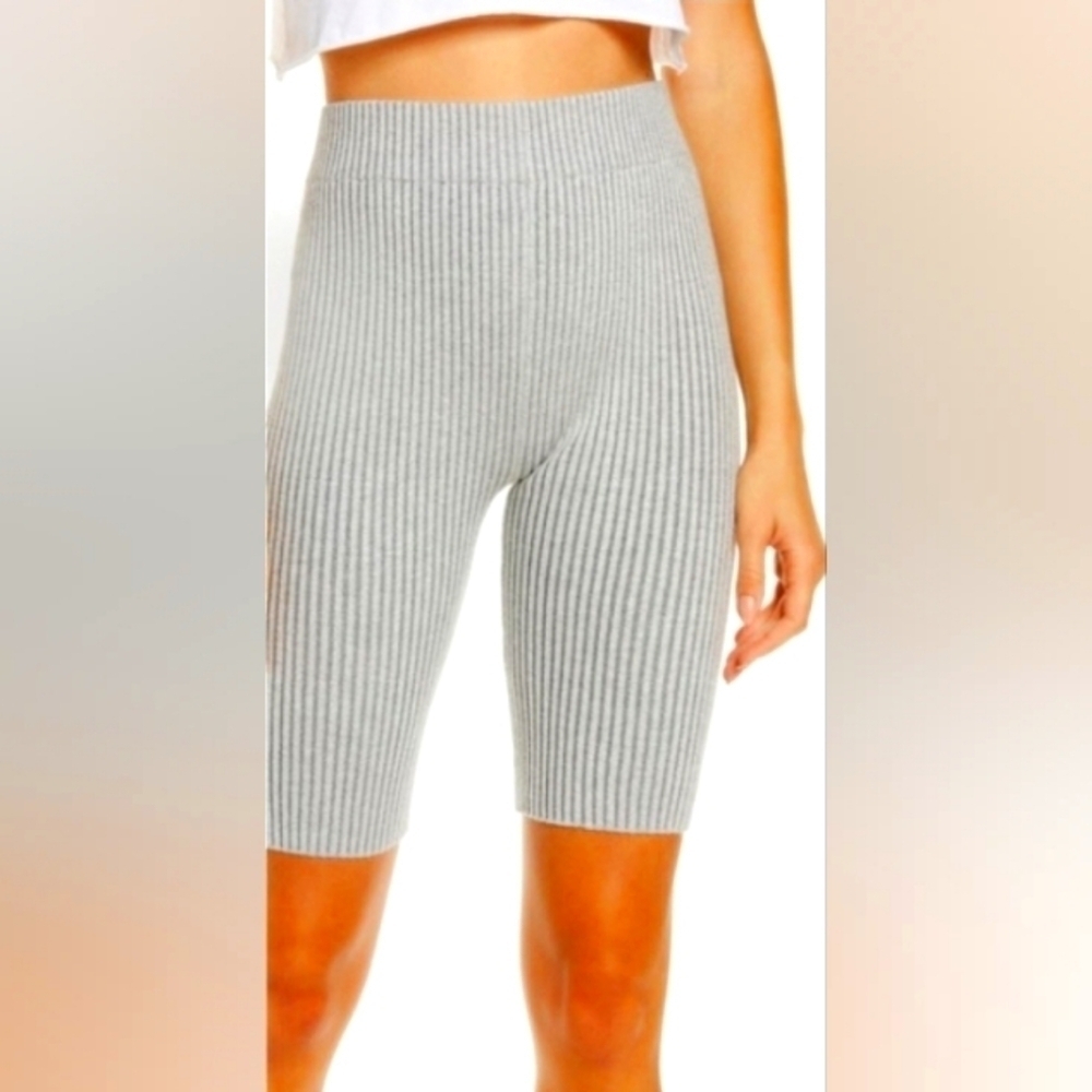 Lunya ribbed biker shorts.